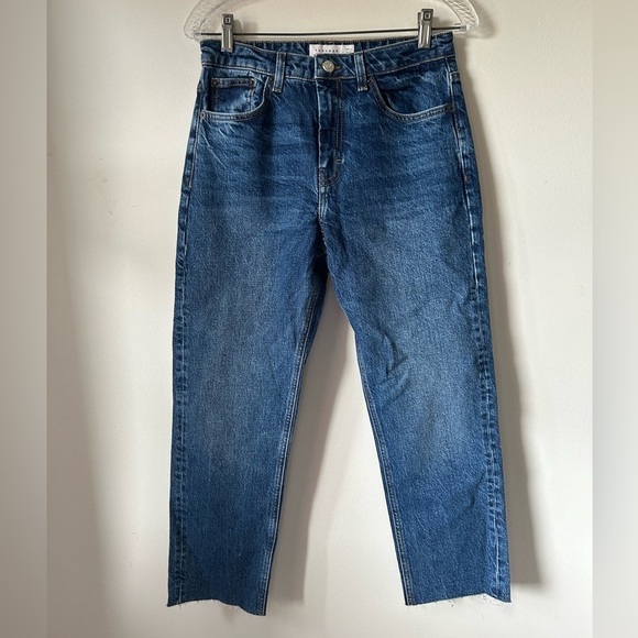 Topshop Denim - Topshop Straight Leg Jeans